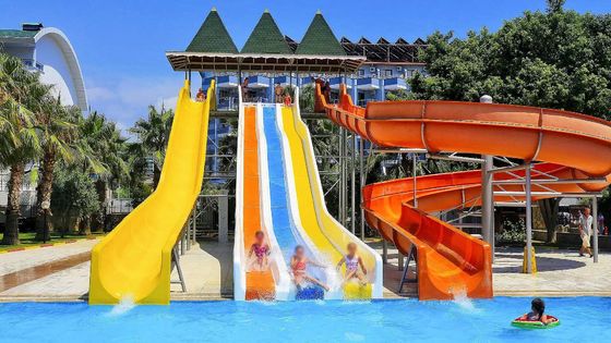 Giá tốt. Trẻ em ngoài trời Công viên nước sân chơi Bể bơi Thiết bị hồ bơi Máy trượt sợi thủy tinh trực tuyến