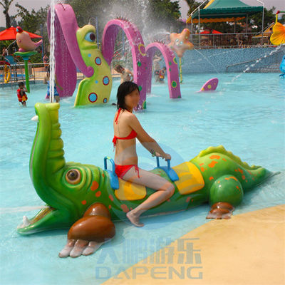 Giá tốt. FRP Crocodile Spray Animals Water Spray Games With Seat In The Water Park trực tuyến