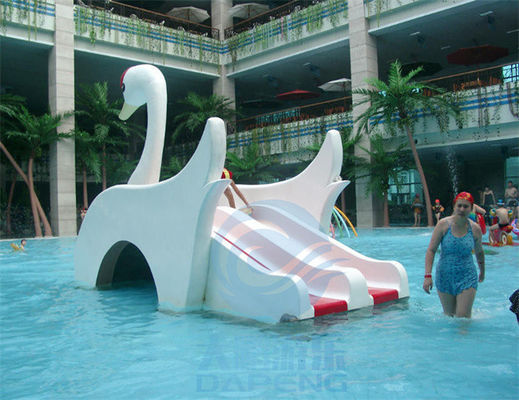 Giá tốt. Swan Kids Water Slide Fiberglass Pool Slide Splash Pad tùy chỉnh trực tuyến