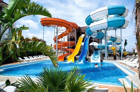 18.5Kw Thiết bị khu vực chơi nước Bể bơi lớn Vượt trượt