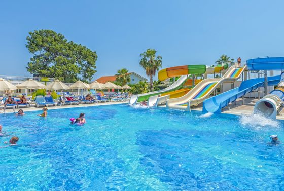 Giá tốt. ODM Outdoor Water Park Amusement Game Rides Fiberglass Water Slide for Children trực tuyến