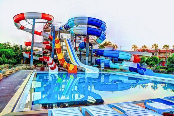 Giá tốt. Công viên nước sân chơi trò chơi Sợi thủy tinh thiết bị chơi trượt xoắn ốc cho trẻ em trực tuyến