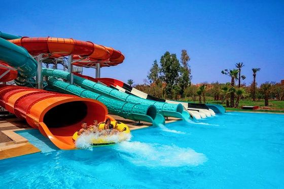 Giá cả phải chăng hồ bơi trượt 5-12 mét Trượt cao 10-12mm Độ dày sợi thủy tinh