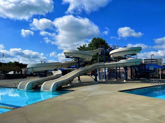 Giá tốt. Bể bơi thủy tinh chất liệu thương mại Aqua Game Fiberglass Water Slide trực tuyến