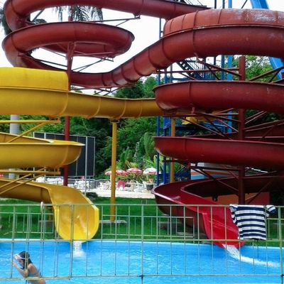 Giá tốt. Trẻ em sân chơi trong nhà nước chơi máy giải trí trẻ em thủy tinh slide trực tuyến