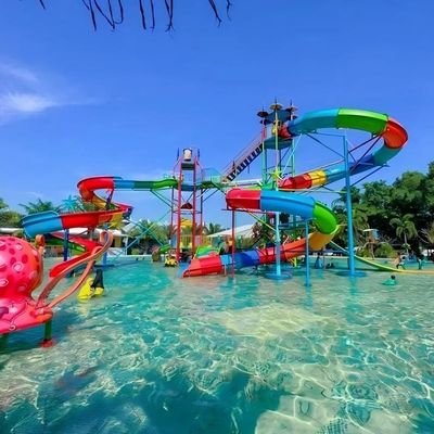 Nước giải trí Công viên vui chơi ngoài trời Bể bơi thủy tinh slide nước nhỏ