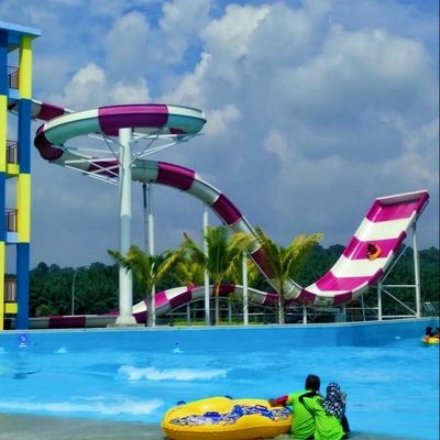 Giá tốt. Bể bơi thương mại ngoài trời Trẻ em Slide nước sợi thủy tinh trực tuyến